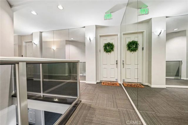 12000 Goshen Avenue 203, Los Angeles, CA 90049