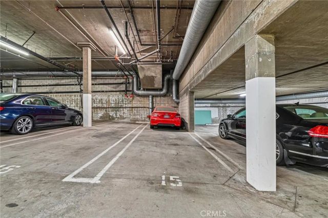12000 Goshen Avenue 203, Los Angeles, CA 90049