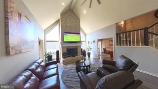 4107 COPPERFIELD DR, Harrisburg, PA 17112