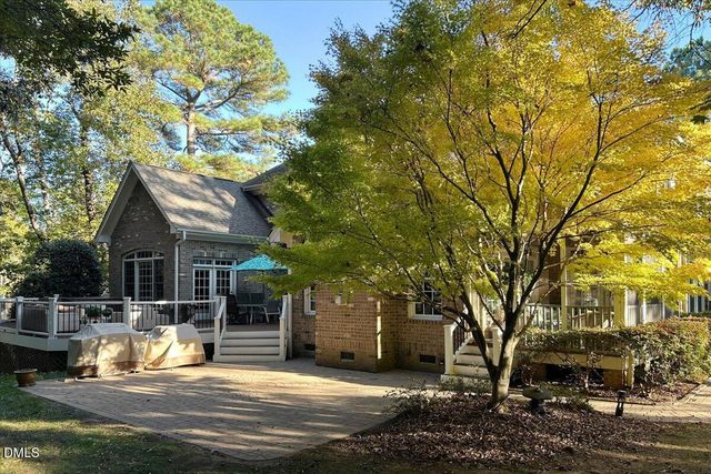 1062 Tacketts Pond Drive, Raleigh, NC 27614