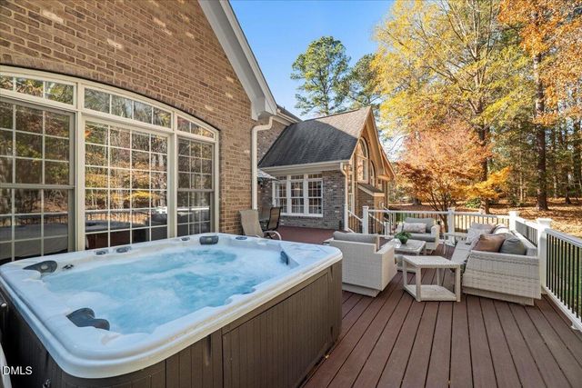 1062 Tacketts Pond Drive, Raleigh, NC 27614
