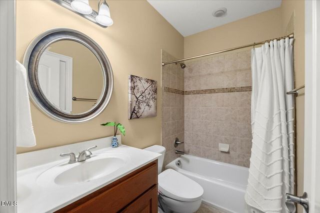 1062 Tacketts Pond Drive, Raleigh, NC 27614