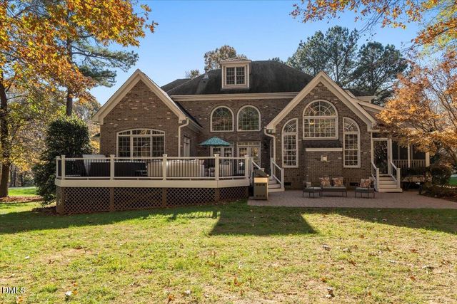 1062 Tacketts Pond Drive, Raleigh, NC 27614