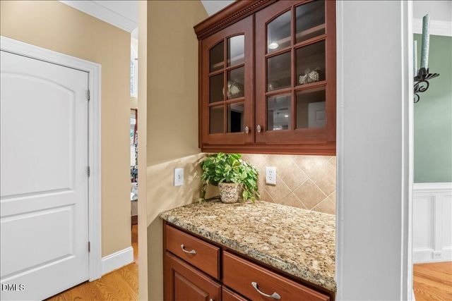 1062 Tacketts Pond Drive, Raleigh, NC 27614