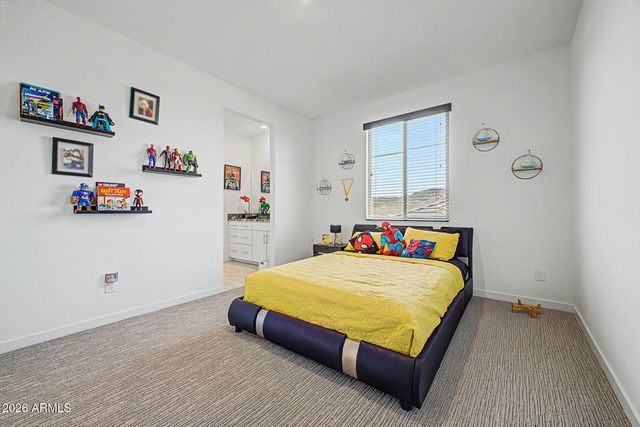 2010 E VILLA LINDA Drive, Phoenix, AZ 85024