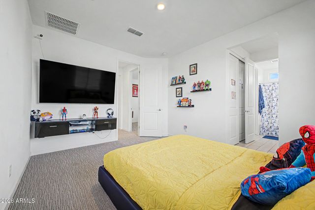 2010 E VILLA LINDA Drive, Phoenix, AZ 85024