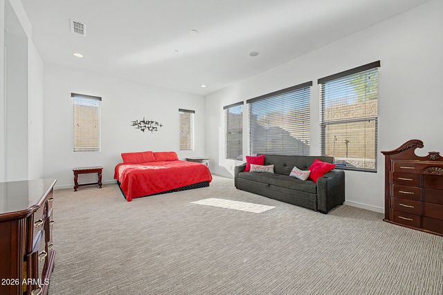 2010 E VILLA LINDA Drive, Phoenix, AZ 85024
