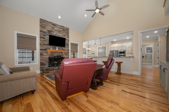 305 Charleston St, Lebanon, TN 37087