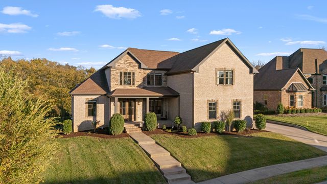 305 Charleston St, Lebanon, TN 37087