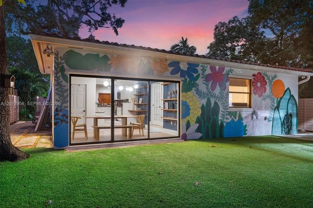 1000 NW 10th Court, Miami, FL 33136