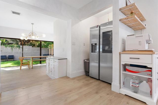 1000 NW 10th Court, Miami, FL 33136