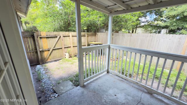 5051 GLEN ALAN Court N, Jacksonville, FL 32210