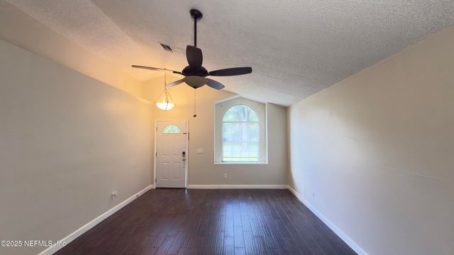 5051 GLEN ALAN Court N, Jacksonville, FL 32210