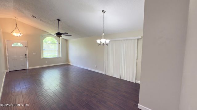5051 GLEN ALAN Court N, Jacksonville, FL 32210