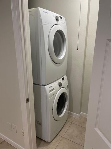 8229 Kingsbrook Road 228, Houston, TX 77024