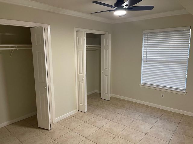 8229 Kingsbrook Road 228, Houston, TX 77024