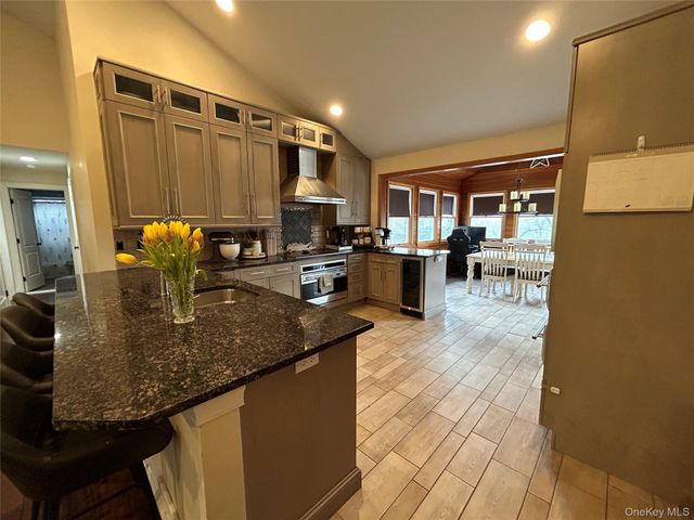 40 Clubhouse Drive, Rocky Point, NY 11778