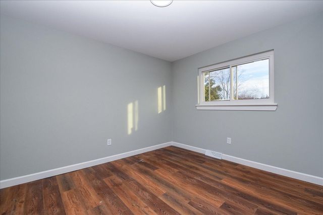 3808 Red Fox DR, Roanoke, VA 24017