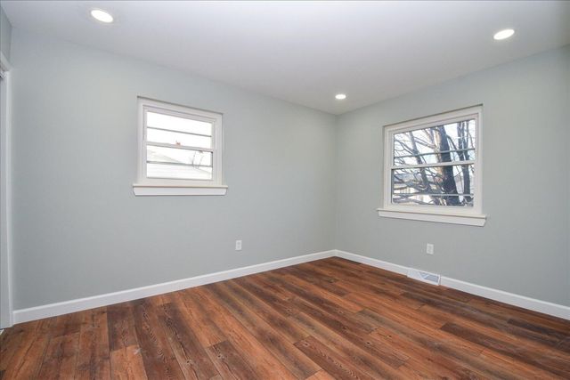 3808 Red Fox DR, Roanoke, VA 24017