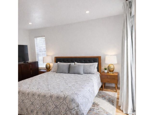 9002 E Amherst Dr A, Denver, CO 80231