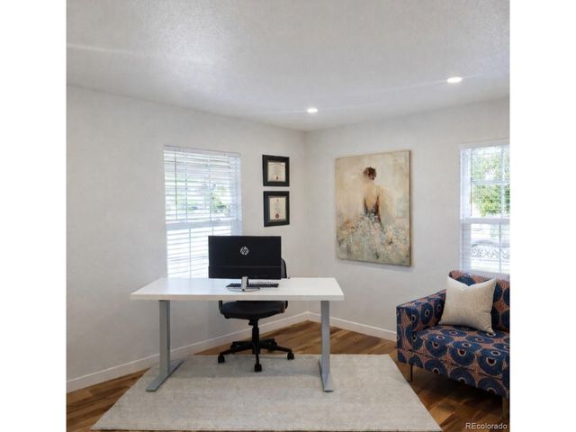 9002 E Amherst Dr A, Denver, CO 80231
