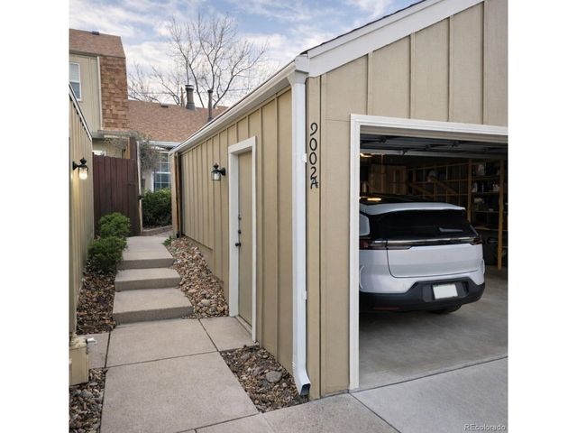 9002 E Amherst Dr A, Denver, CO 80231
