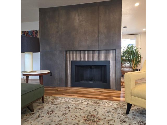 9002 E Amherst Dr A, Denver, CO 80231