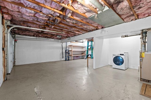 576 Tatato Trail, Frankfort, KY 40601