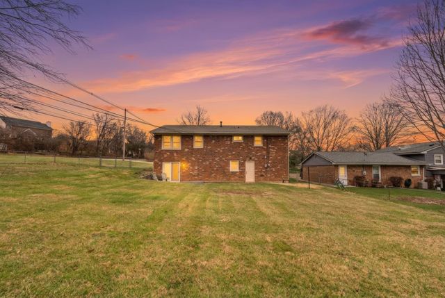 576 Tatato Trail, Frankfort, KY 40601