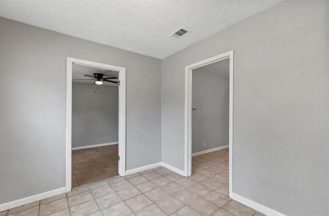 9033 Oak Knoll Lane, Houston, TX 77078