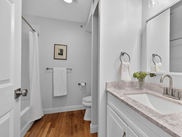 204 Marion Street 5, Boston, MA 02128