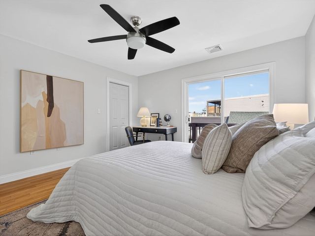 204 Marion Street 5, Boston, MA 02128