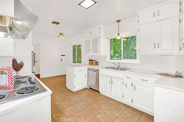 2669 6th, Merced, CA 95340