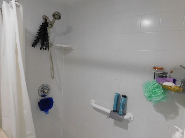 825 NE 6th Street 1-7, Fort Lauderdale, FL 33304