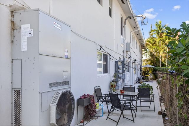 825 NE 6th Street 1-7, Fort Lauderdale, FL 33304