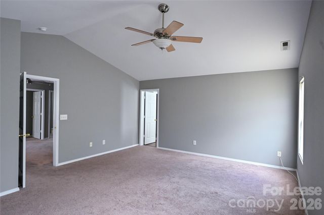 7404 Loyalist Street, Charlotte, NC 28216