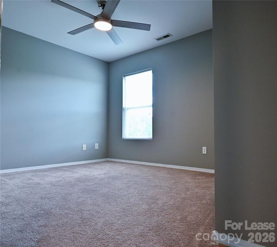 7404 Loyalist Street, Charlotte, NC 28216