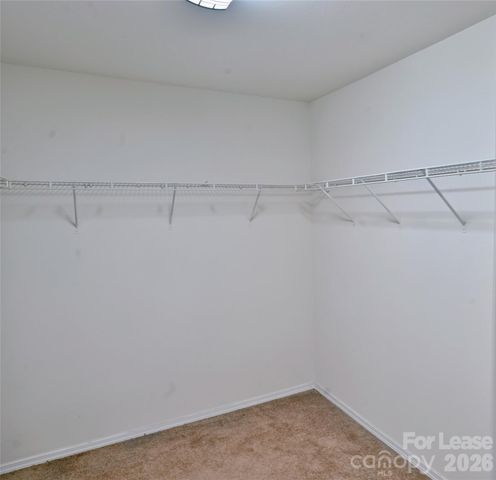 7404 Loyalist Street, Charlotte, NC 28216