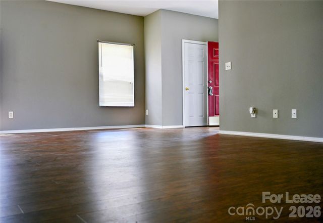 7404 Loyalist Street, Charlotte, NC 28216