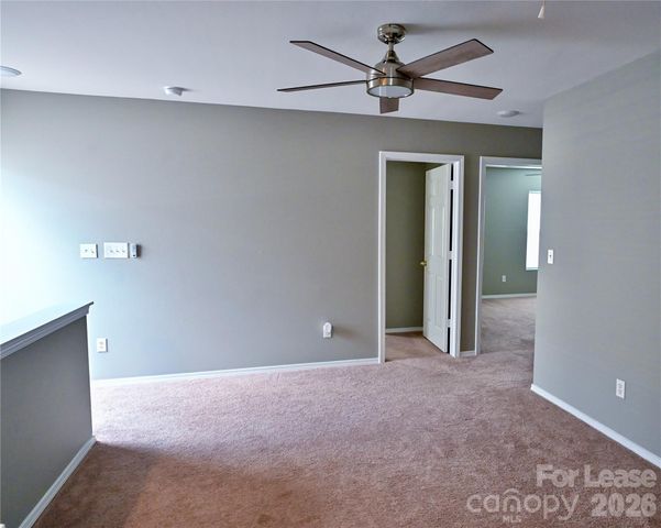 7404 Loyalist Street, Charlotte, NC 28216