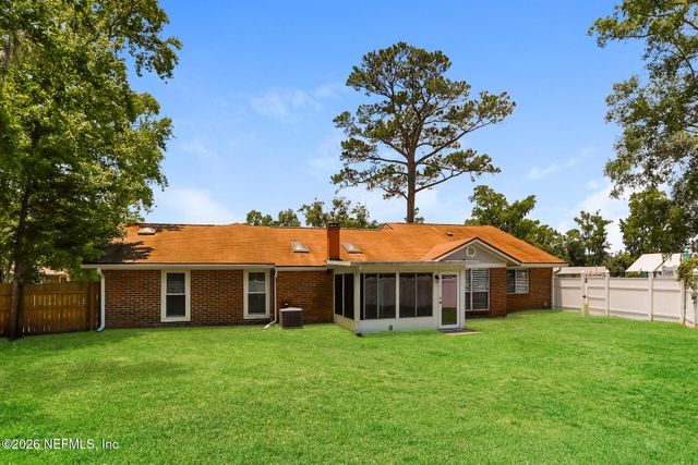 1527 ST FRANCIS Drive, Orange Park, FL 32073