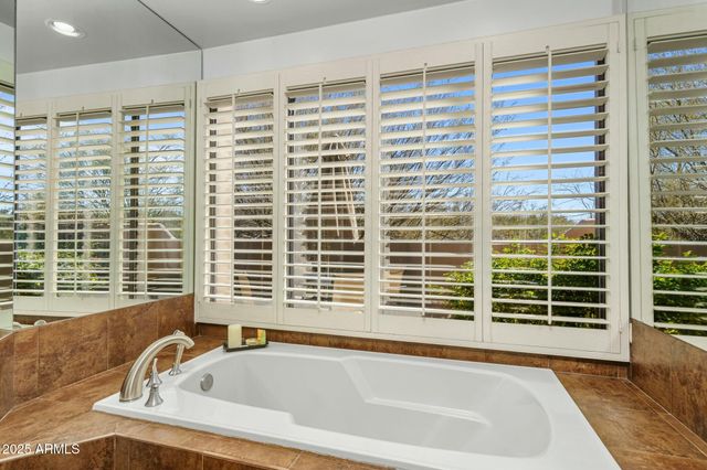 9154 E SUNFLOWER Court, Scottsdale, AZ 85266