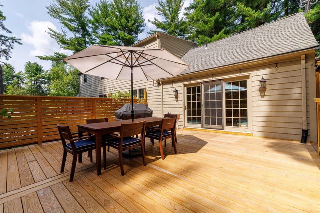 33 Pine Arden Dr, West Boylston, MA 01583
