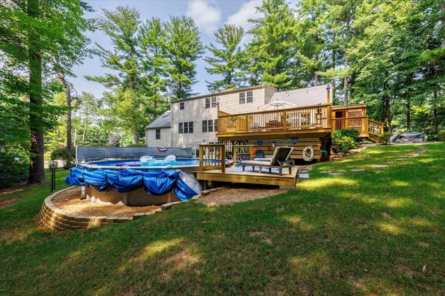 33 Pine Arden Dr, West Boylston, MA 01583