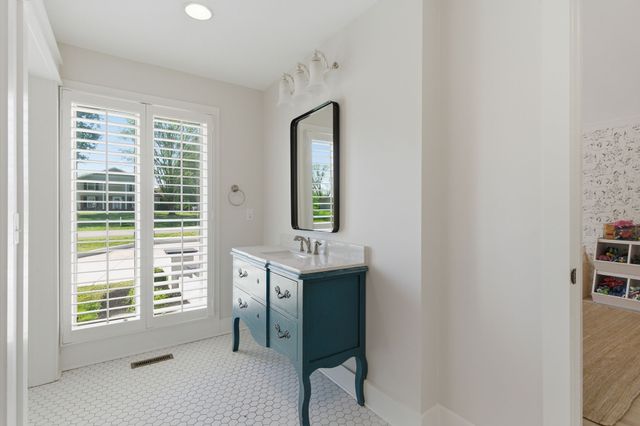 110 Poplar St, Franklin, TN 37064