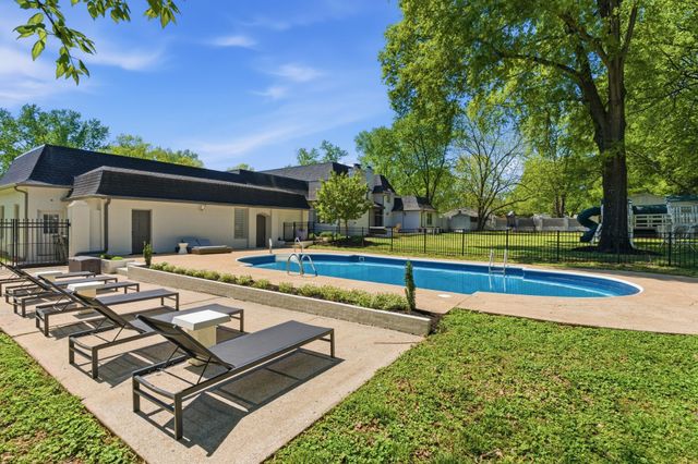 110 Poplar St, Franklin, TN 37064
