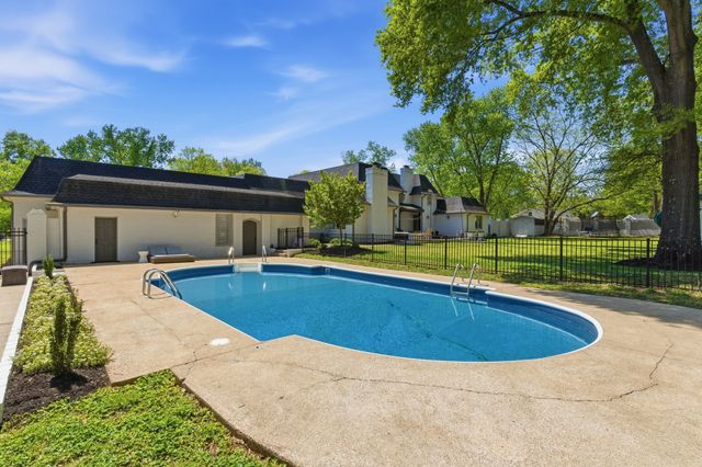 110 Poplar St, Franklin, TN 37064