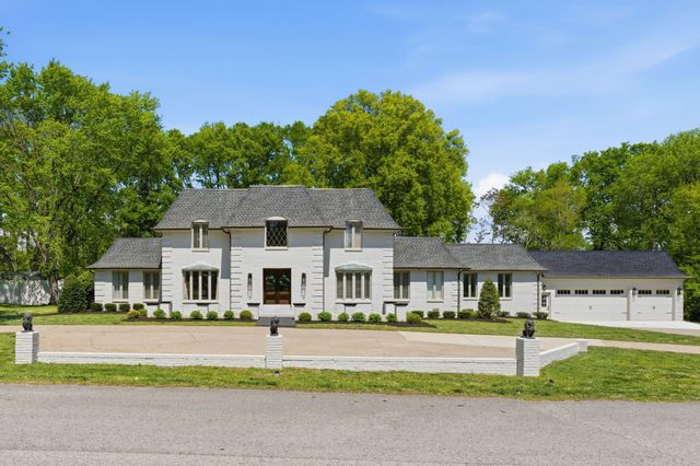 110 Poplar St, Franklin, TN 37064