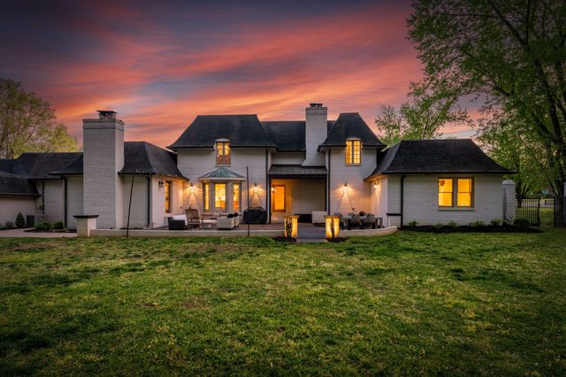 110 Poplar St, Franklin, TN 37064