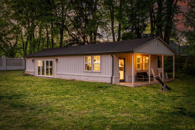 110 Poplar St, Franklin, TN 37064